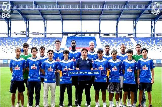 关于赛地聚焦——亚冠集结日热度飙升，那不勒斯状态回暖，质疑声仍在，身体对抗强度拉满的信息